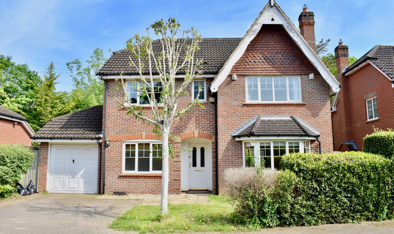 Langwood Close, Ashtead, KT21