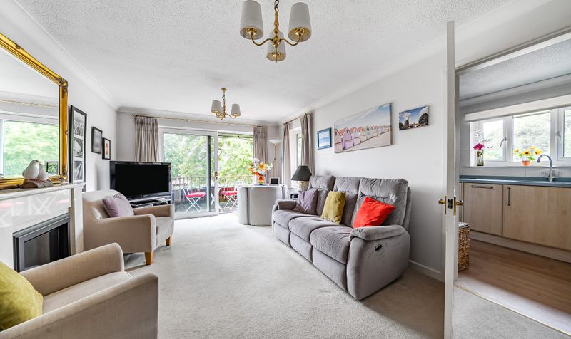 Oakmead Green, Epsom, KT18