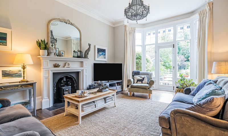 Winterbourne House, Epsom, KT17