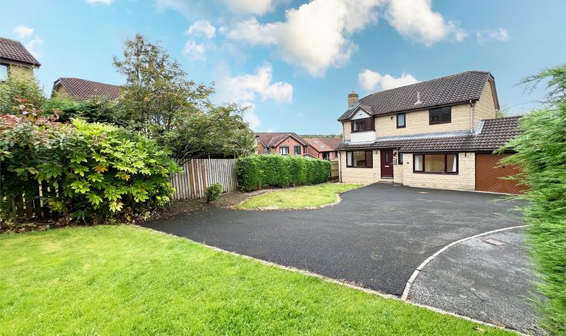 Betula Way, Lepton, HD8