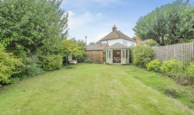 Avenue Road, Epsom, KT18