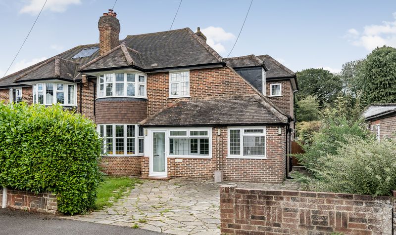 Vernon Walk, Tadworth, KT20