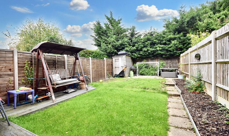 Gladstone Road, Ashtead, KT21