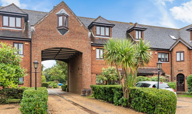 Meade Court, Walton On The Hill, KT20