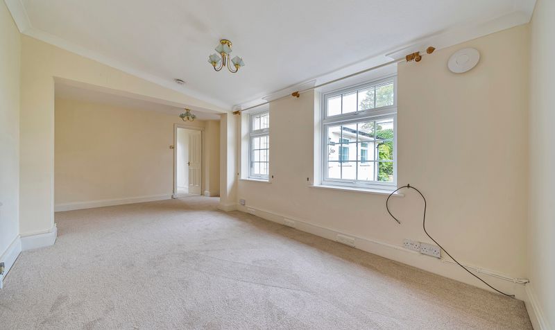 Dorking Road, Epsom, KT18