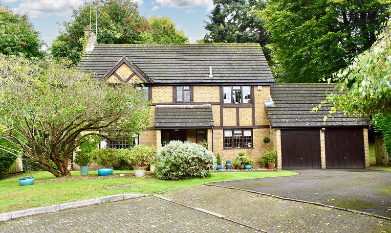 Beech Holt, Leatherhead, KT22