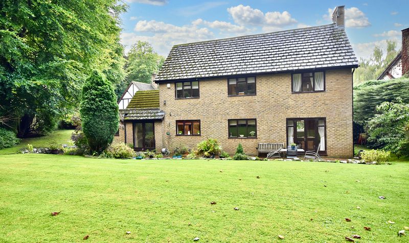 Beech Holt, Leatherhead, KT22