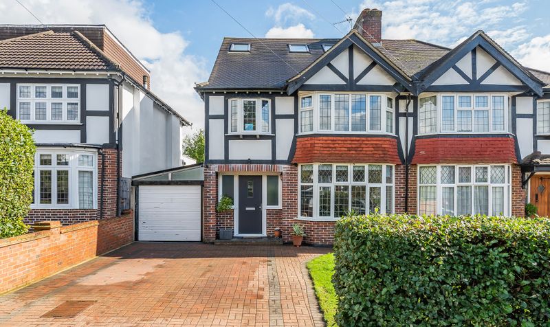 Waverley Road, Epsom, KT17