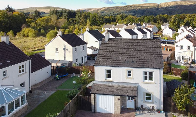 42 Castle Circle, Lennoxtown