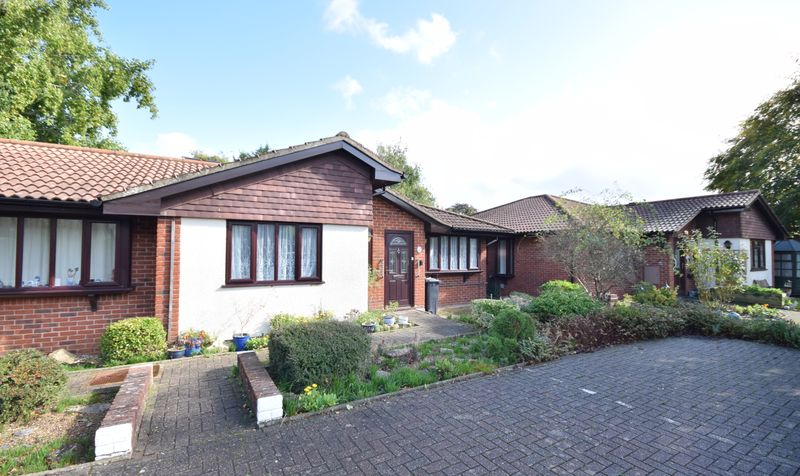 Oakmead Green, Epsom, KT18