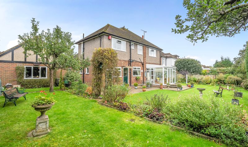 Arundel Avenue, Epsom, KT17