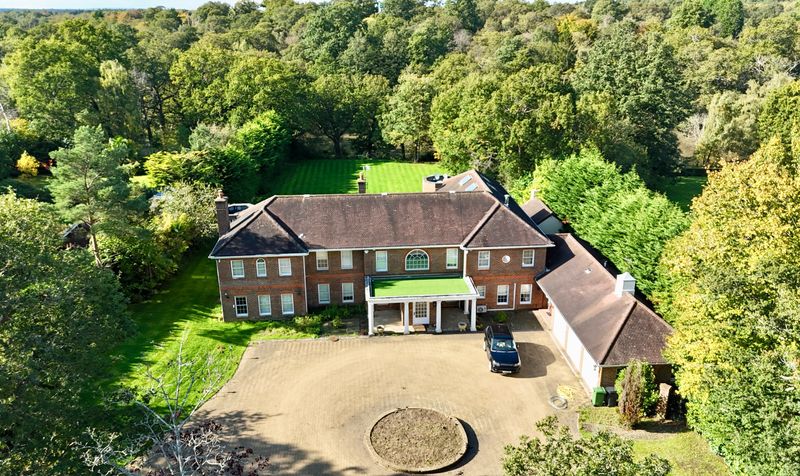 Pachesham Park, Leatherhead, KT22