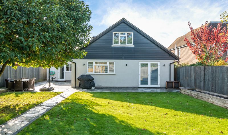 West Farm Close, Ashtead, KT21