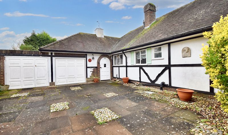 Oak Way, Ashtead, KT21