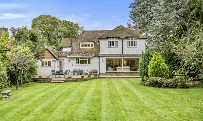 Rookery Hill, Ashtead, KT21