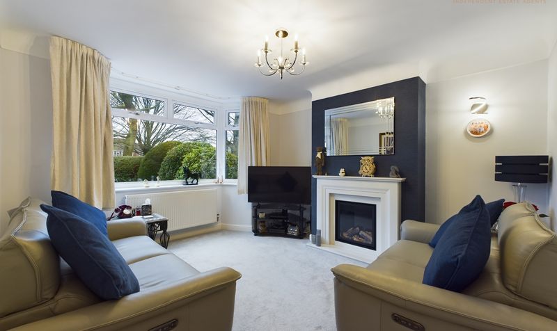 Pear Tree Way, Newton, CH2