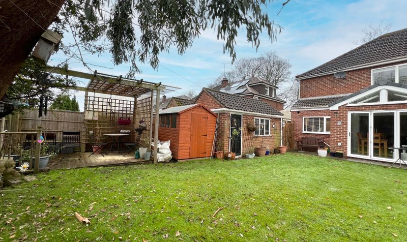 Pear Tree Way, Newton, CH2