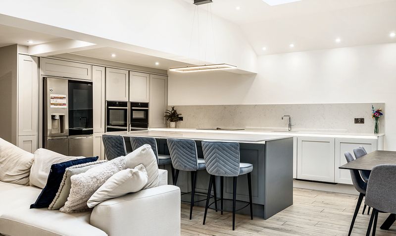 Beauclare Close, Leatherhead, KT22