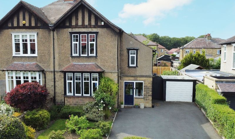 Longley Road, Huddersfield, HD5