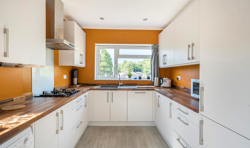 Grosvenor Road, Epsom, KT18
