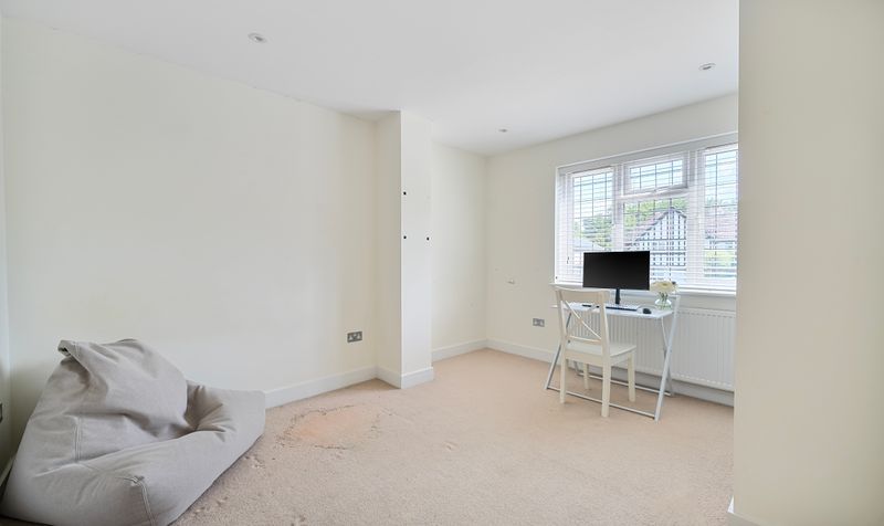 Whitehorse Drive, Epsom, KT18