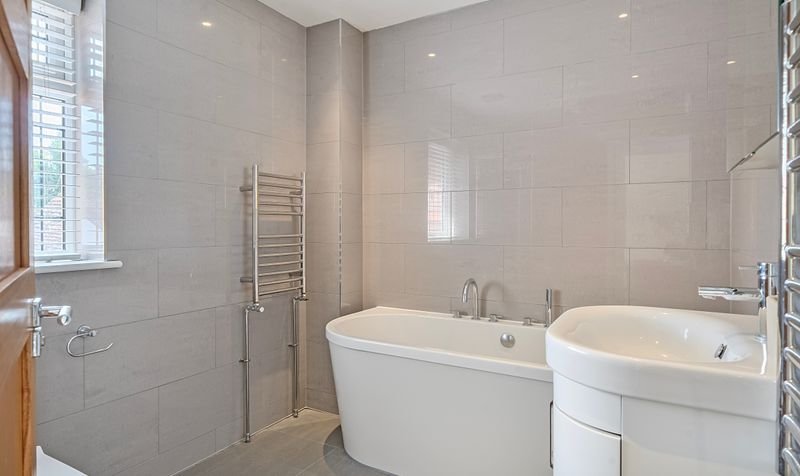 Whitehorse Drive, Epsom, KT18