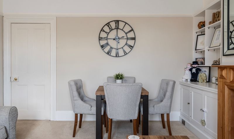 Worple Road, Epsom, KT18