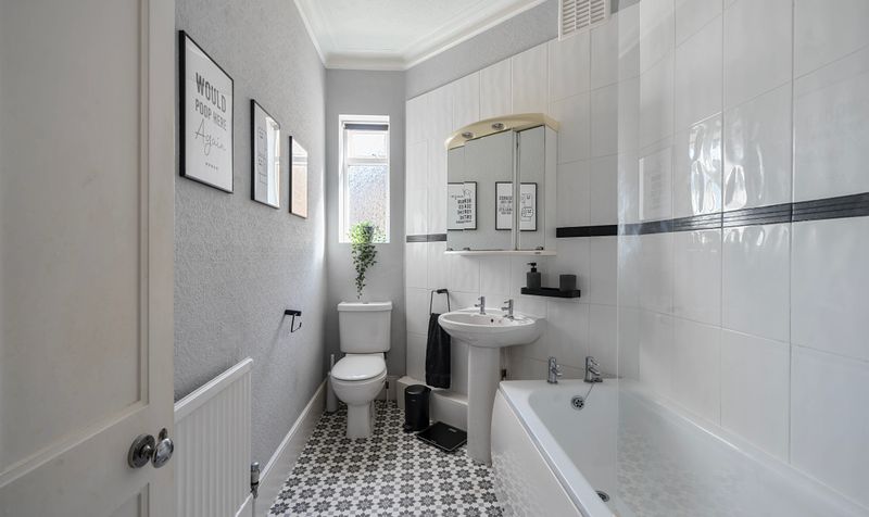 Worple Road, Epsom, KT18