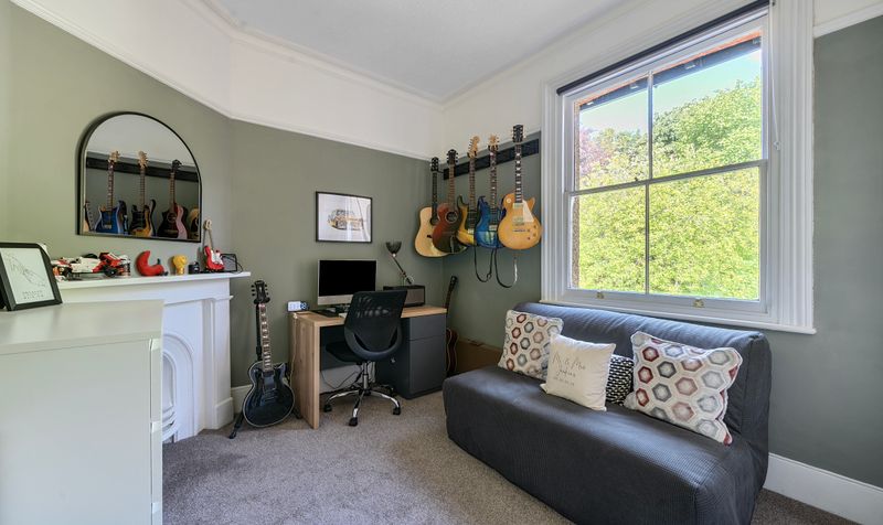 Worple Road, Epsom, KT18