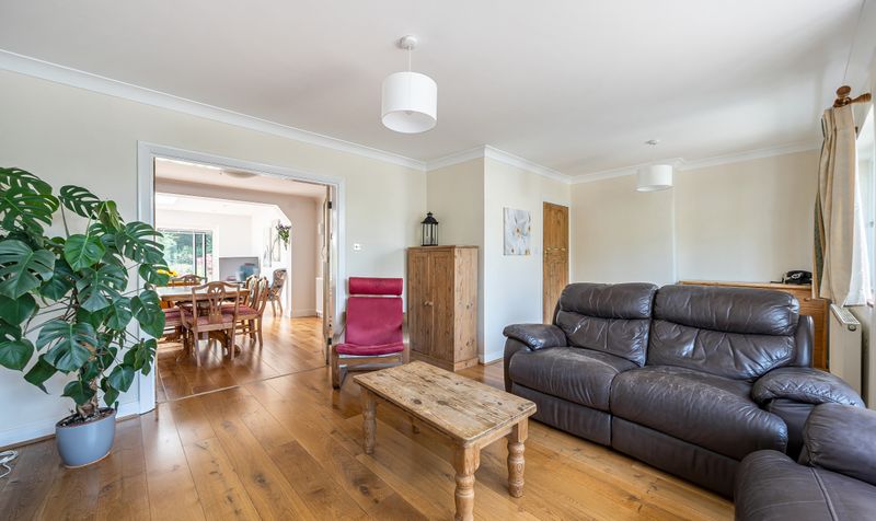 Dudley Grove, Epsom, KT18