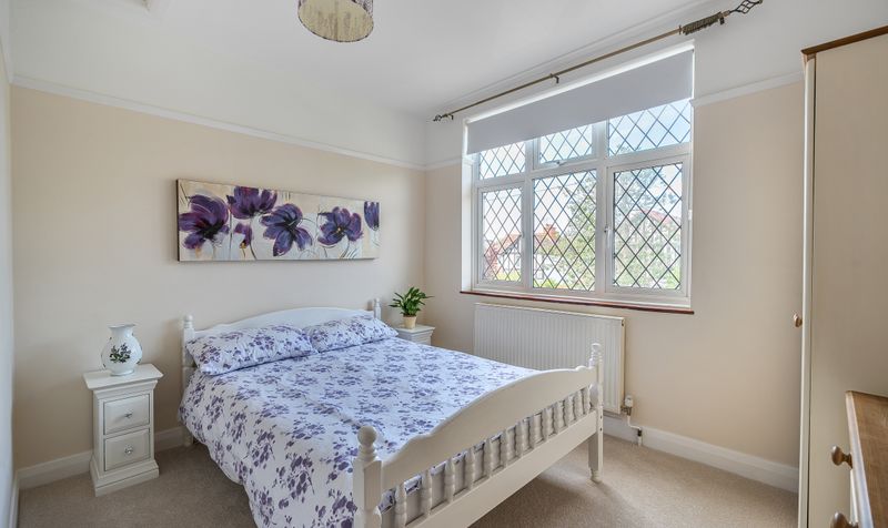 Dudley Grove, Epsom, KT18