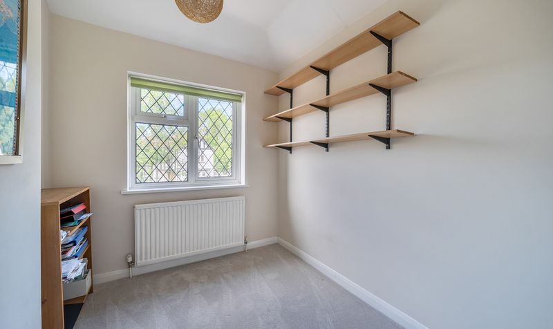 Dudley Grove, Epsom, KT18