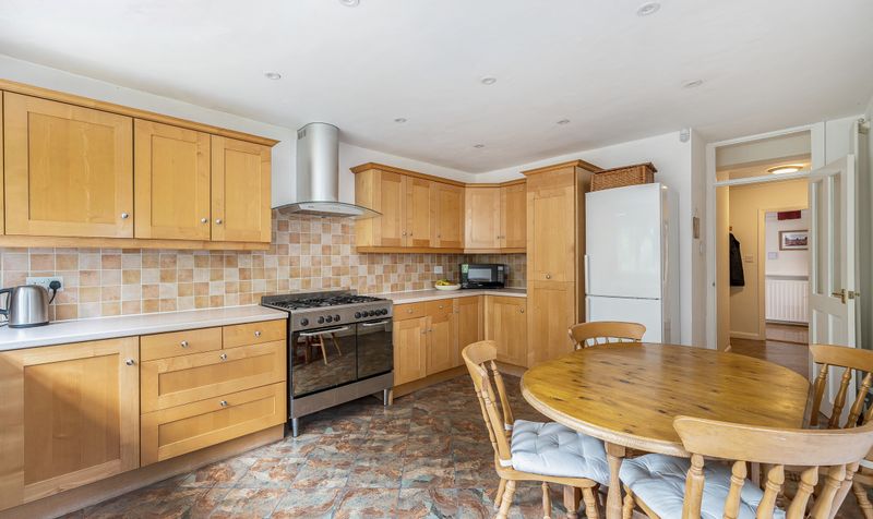 Dudley Grove, Epsom, KT18