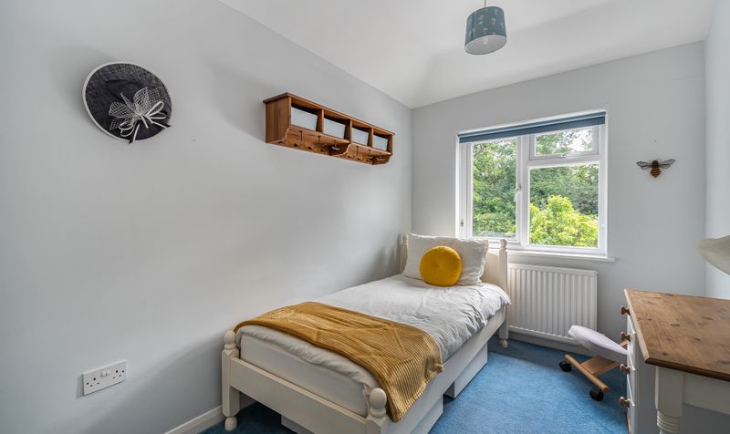 Dudley Grove, Epsom, KT18