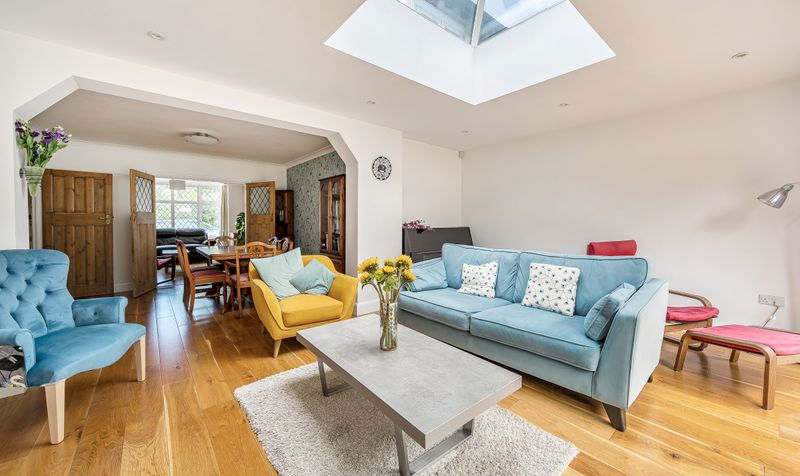 Dudley Grove, Epsom, KT18