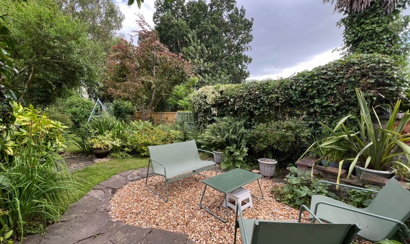 Heath Road, Upton, CH2