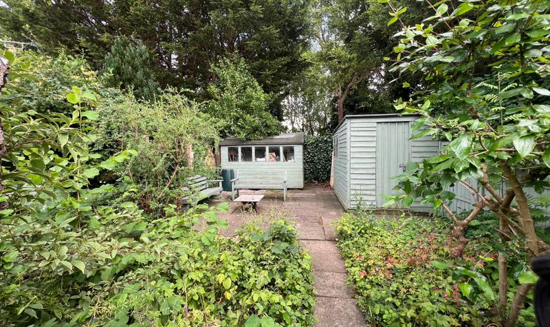 Heath Road, Upton, CH2