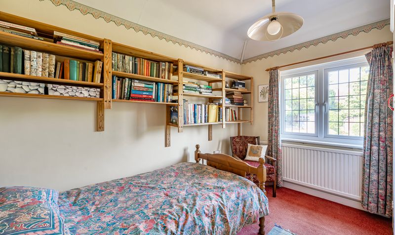 Albert Road, Epsom, KT17
