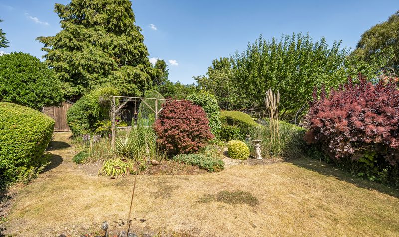 Albert Road, Epsom, KT17