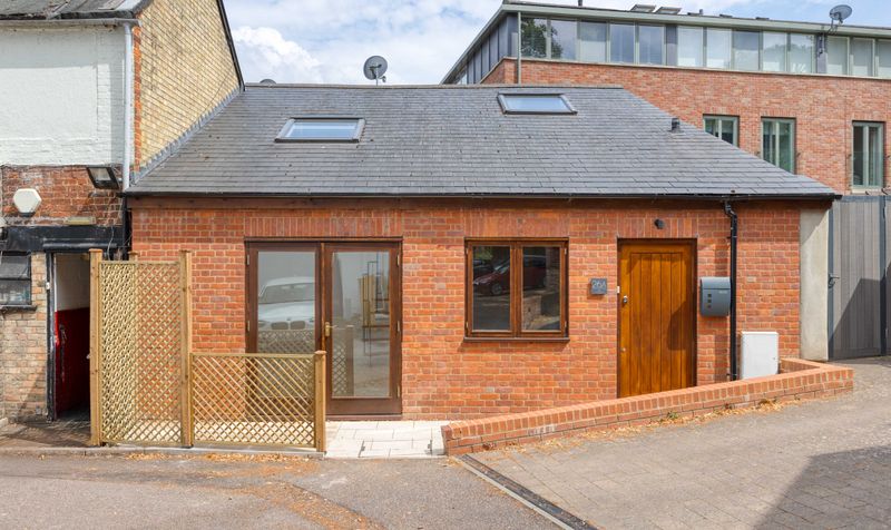 1 Bedroom House For Sale – Bridge Street, Hitchin, SG5