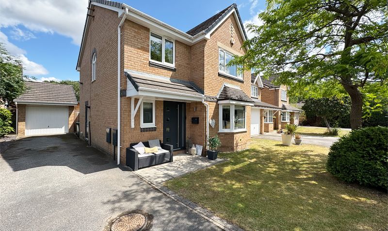 Higson Court, Huddersfield, HD5