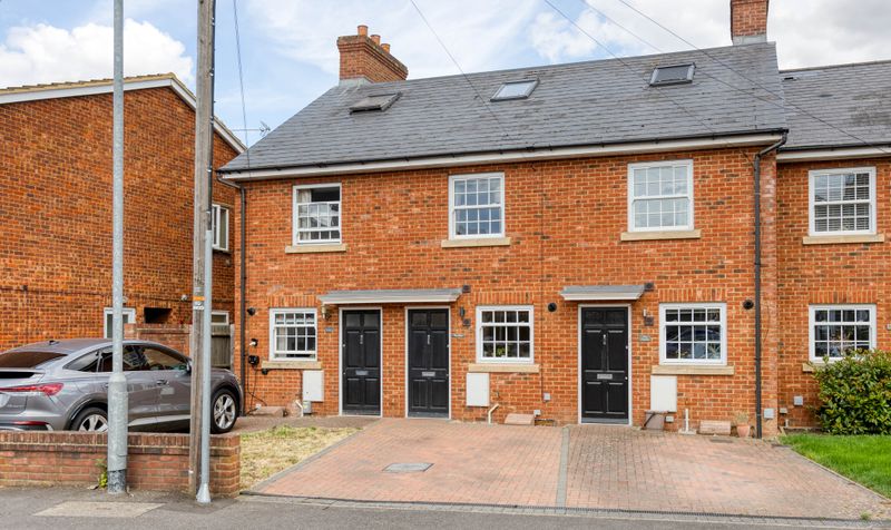3 Bedroom House For Sale – Water Lane, Hitchin, SG5