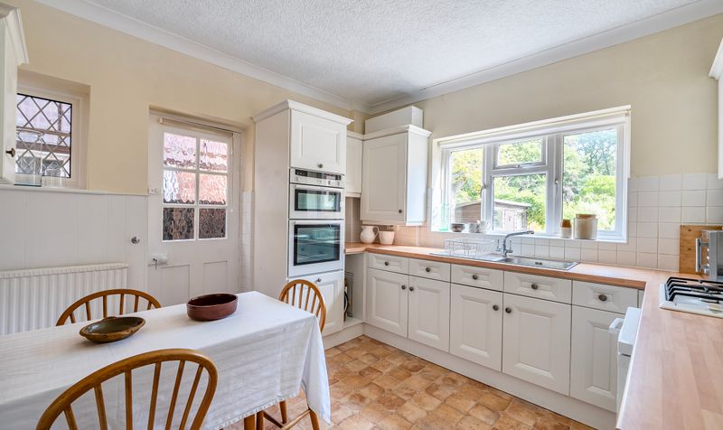 Newton Wood Road, Ashtead, KT21