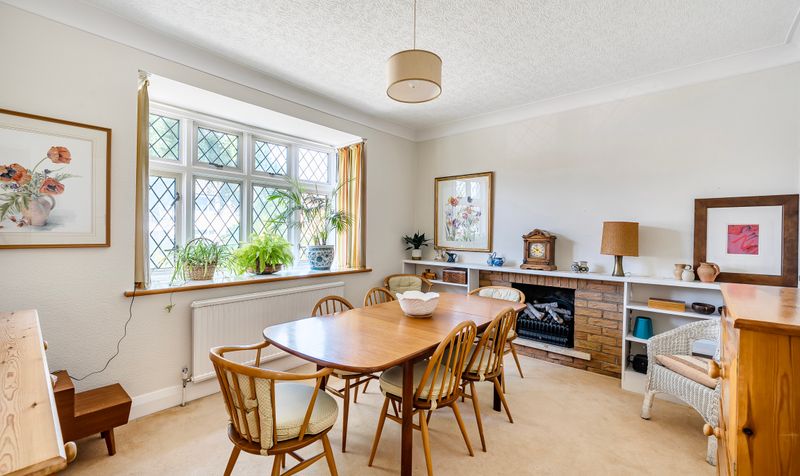 Newton Wood Road, Ashtead, KT21