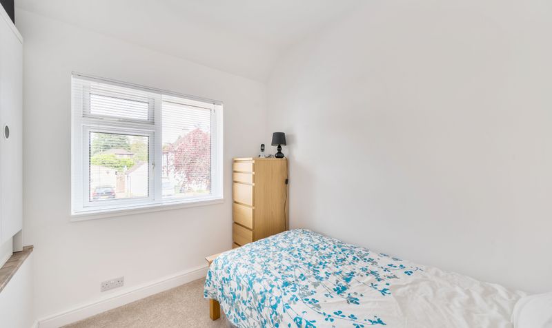 Copse Edge Avenue, Epsom, KT17