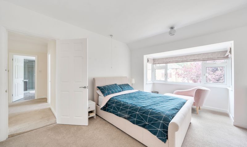 Copse Edge Avenue, Epsom, KT17