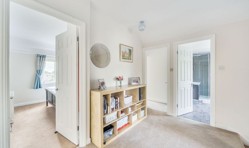 Copse Edge Avenue, Epsom, KT17