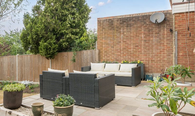 Copse Edge Avenue, Epsom, KT17