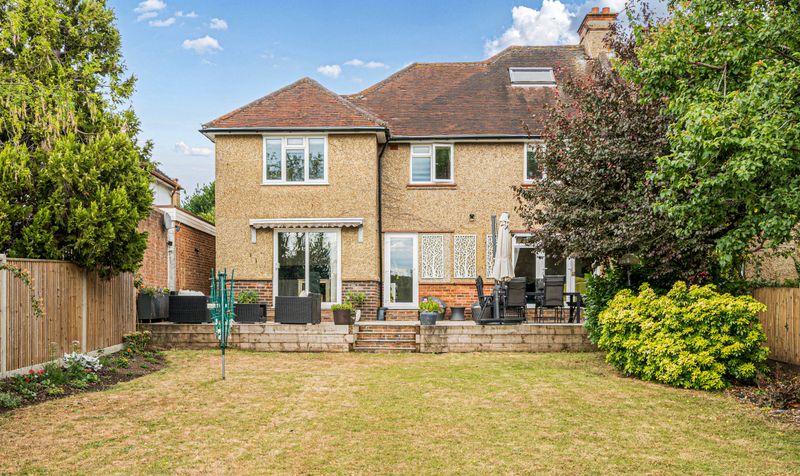 Copse Edge Avenue, Epsom, KT17
