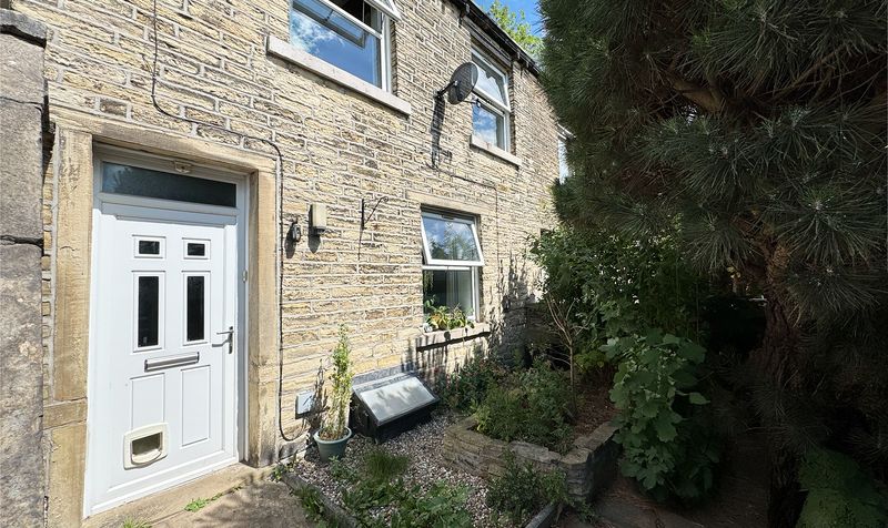 Wakefield Road, Fenay Bridge, HD8